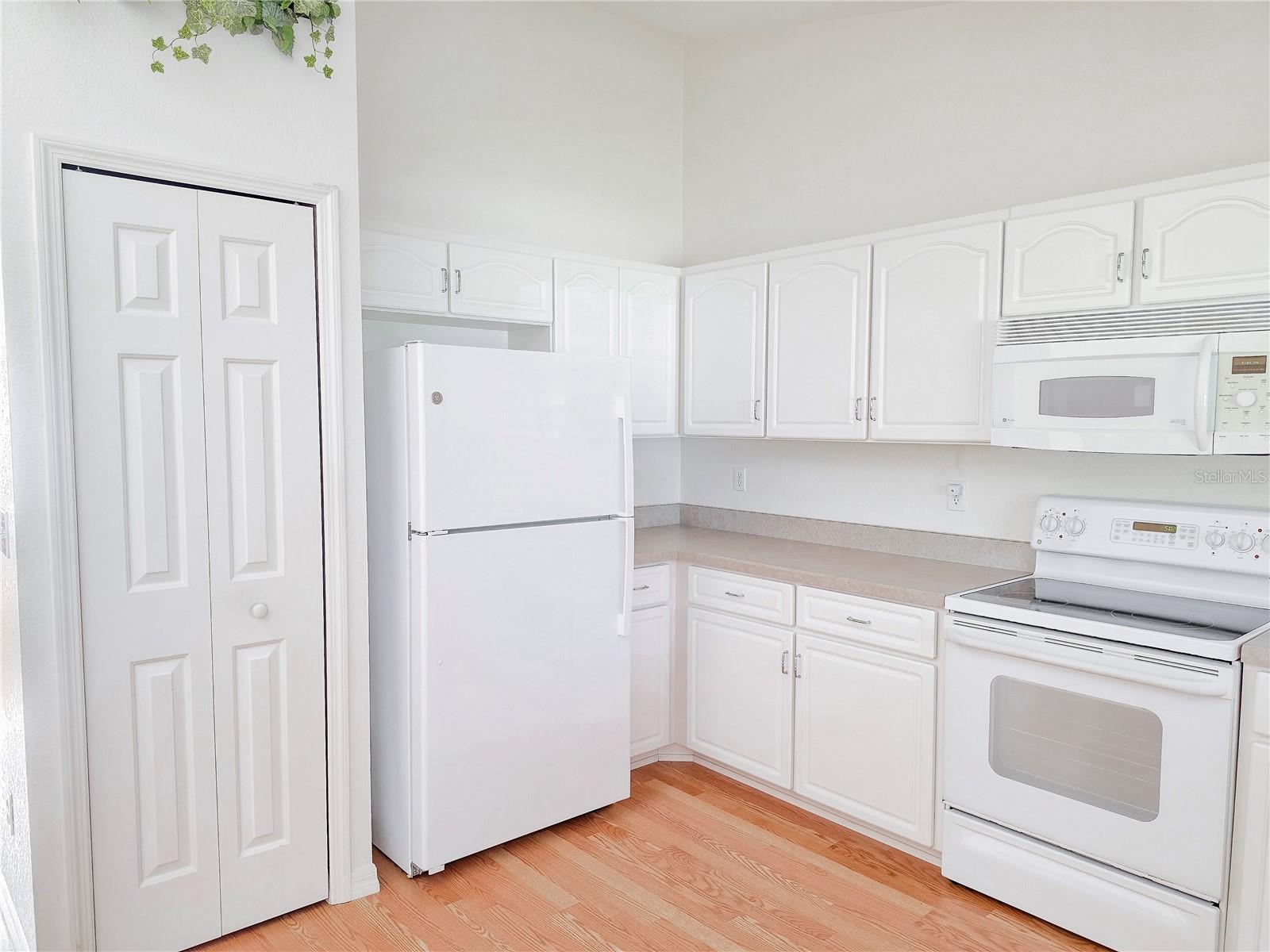 1277 GRANADA AVE, DAYTONA BEACH, FL, 32117