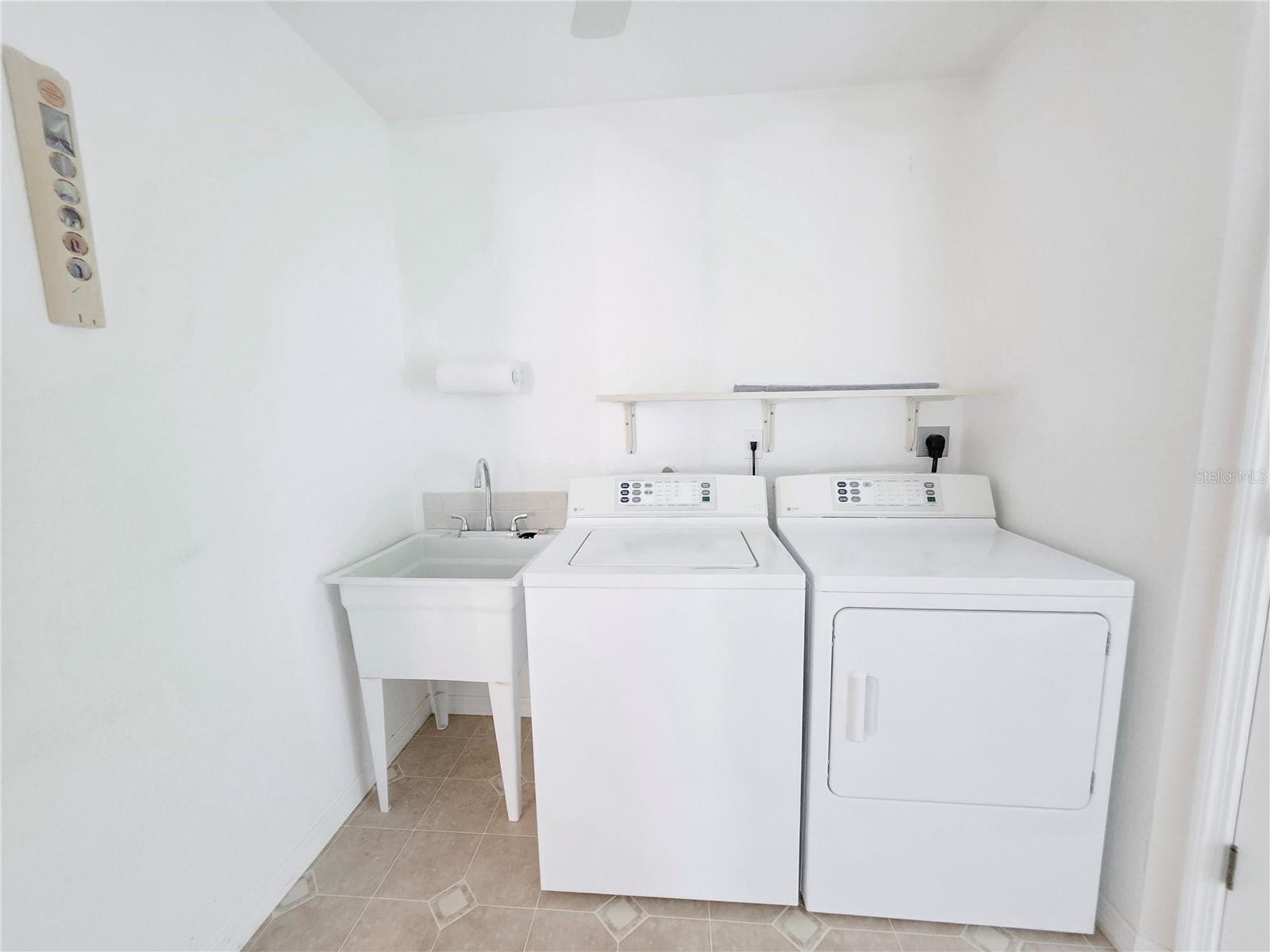 1277 GRANADA AVE, DAYTONA BEACH, FL, 32117
