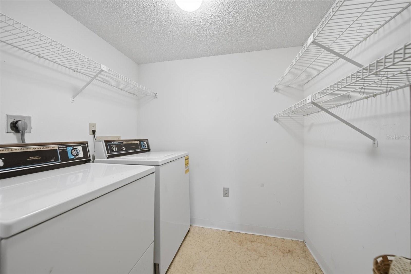 1441 PINE GLEN LN #E2, TARPON SPRINGS, FL, 34688