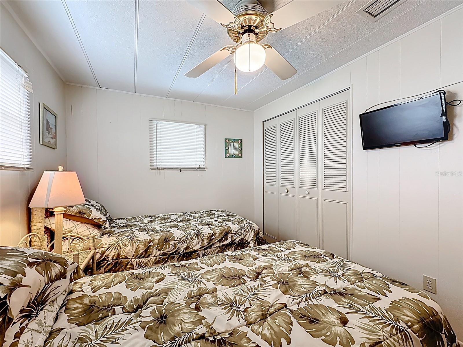 80 DEL RIO DR, PALMETTO, FL, 34221