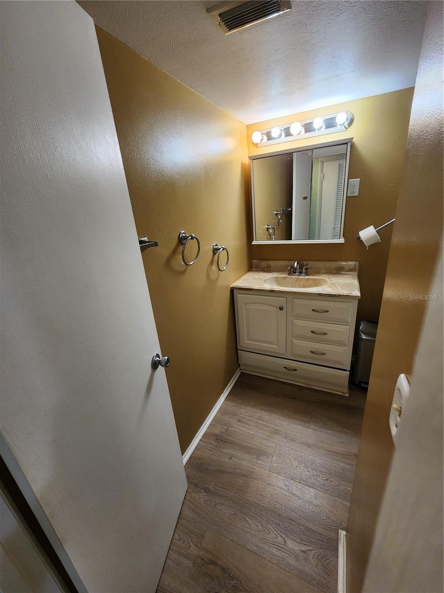 5842 WELCOME RD #J2, BRADENTON, FL, 34207