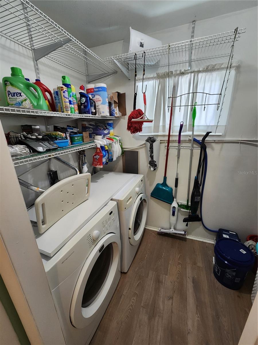 5842 WELCOME RD #J2, BRADENTON, FL, 34207