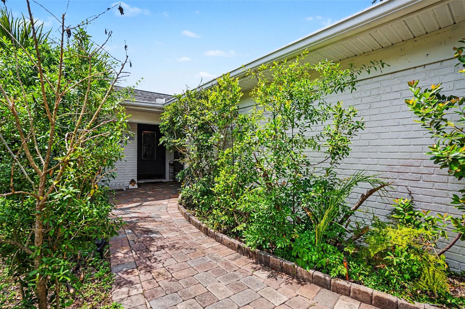 1350 ECKLES DR, TAMPA, FL, 33612