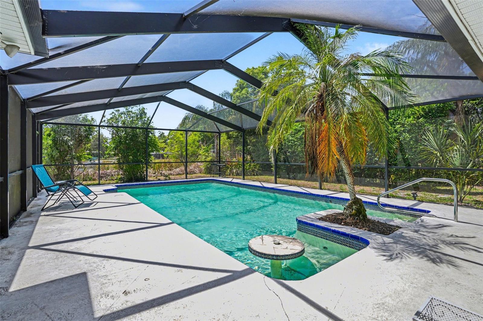 1350 ECKLES DR, TAMPA, FL, 33612