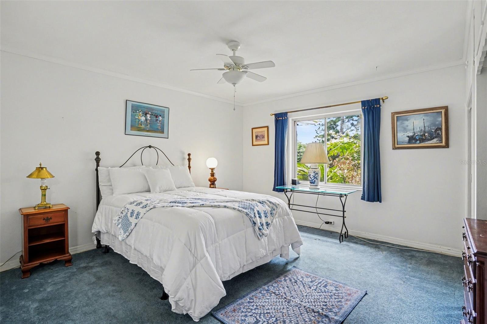 1350 ECKLES DR, TAMPA, FL, 33612