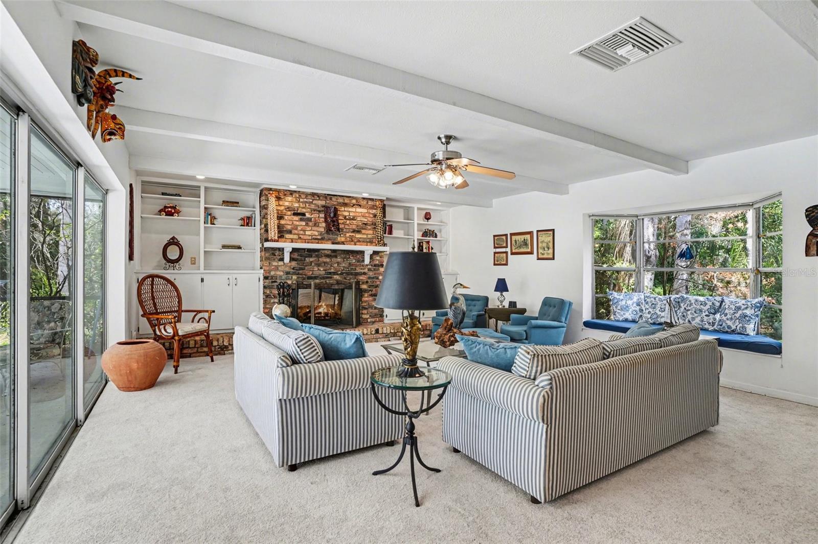 1350 ECKLES DR, TAMPA, FL, 33612