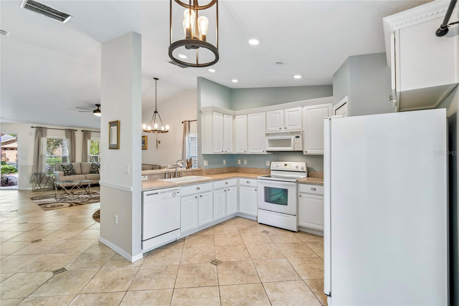 213 GRAND CANAL DR, POINCIANA, FL, 34759