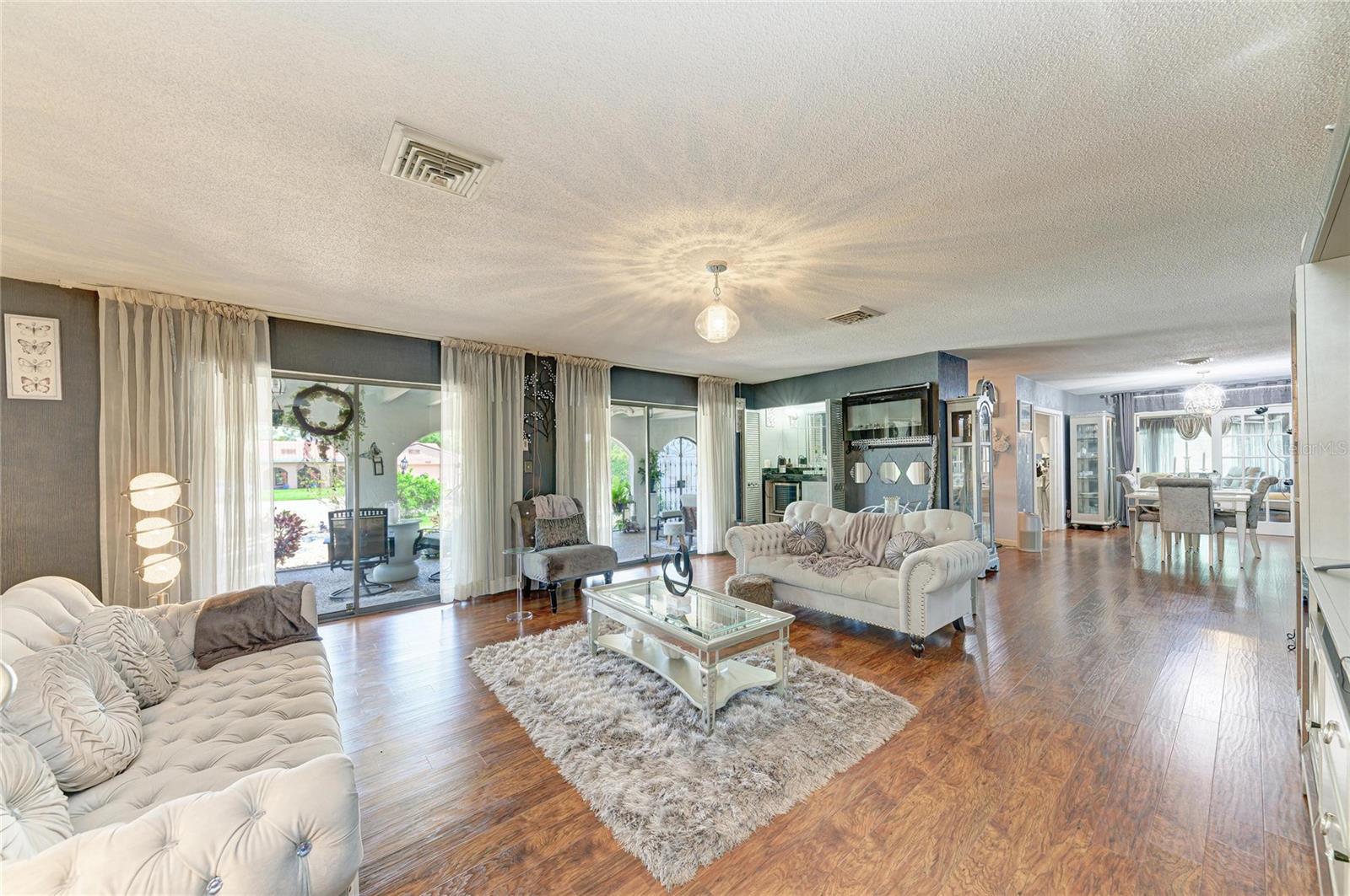 7236 LAS CASAS DR, SARASOTA, FL, 34243