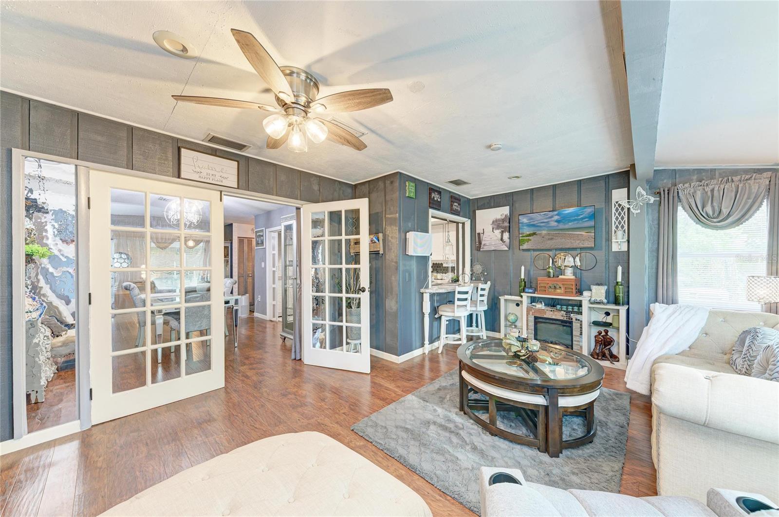 7236 LAS CASAS DR, SARASOTA, FL, 34243