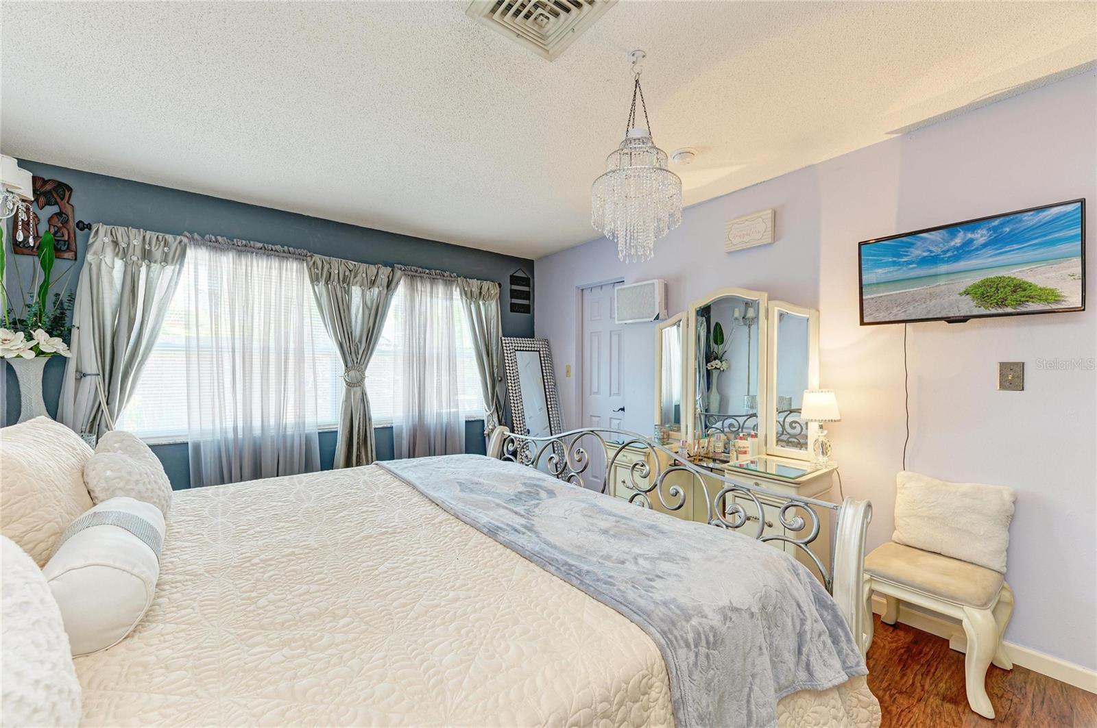 7236 LAS CASAS DR, SARASOTA, FL, 34243
