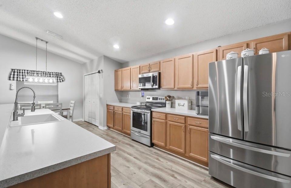 656 SWAN RANGE RD, ORANGE CITY, FL, 32763