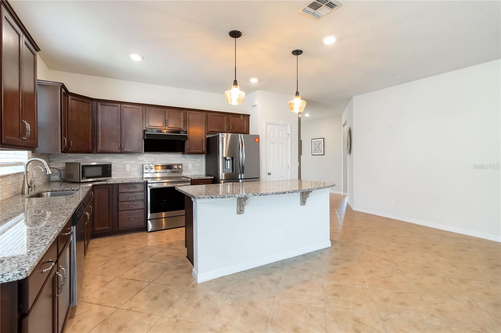 2196 BUR OAK BLVD, ST CLOUD, FL, 34771