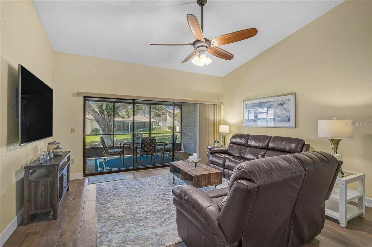 892 COUNTRY CLUB CIR #50, VENICE, FL, 34293