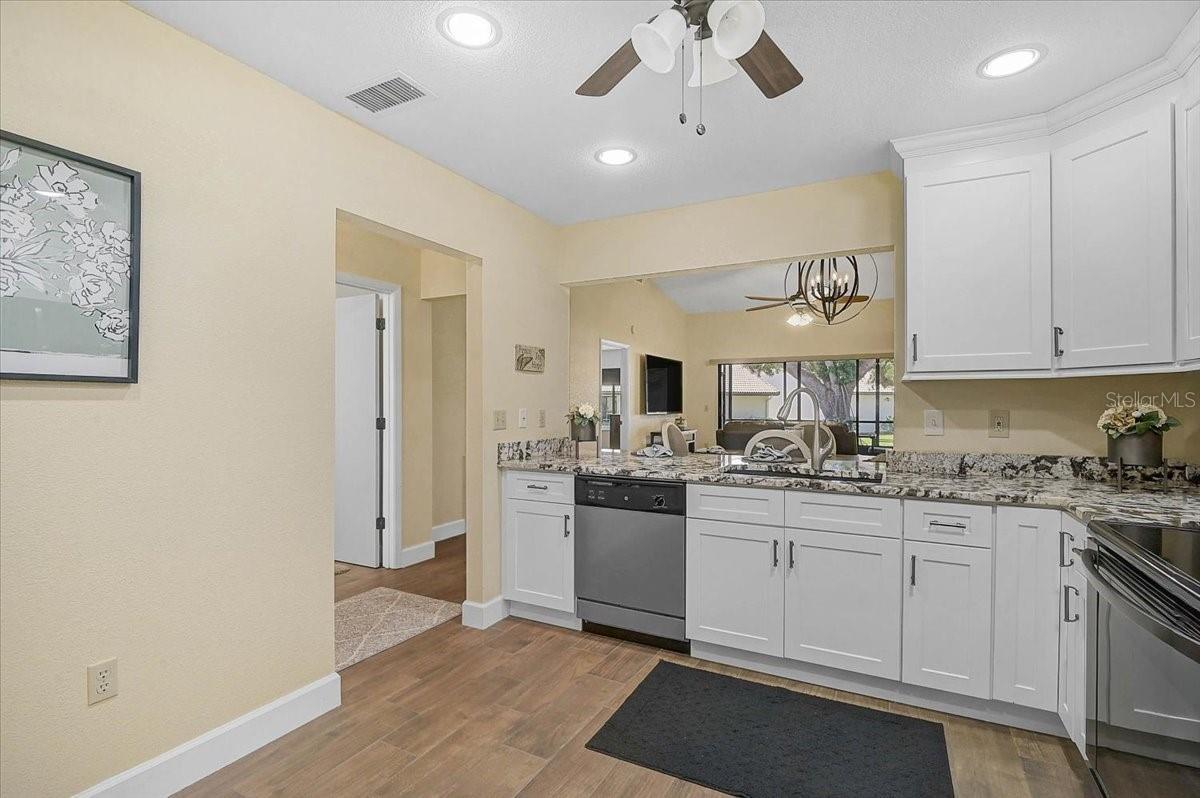 892 COUNTRY CLUB CIR #50, VENICE, FL, 34293