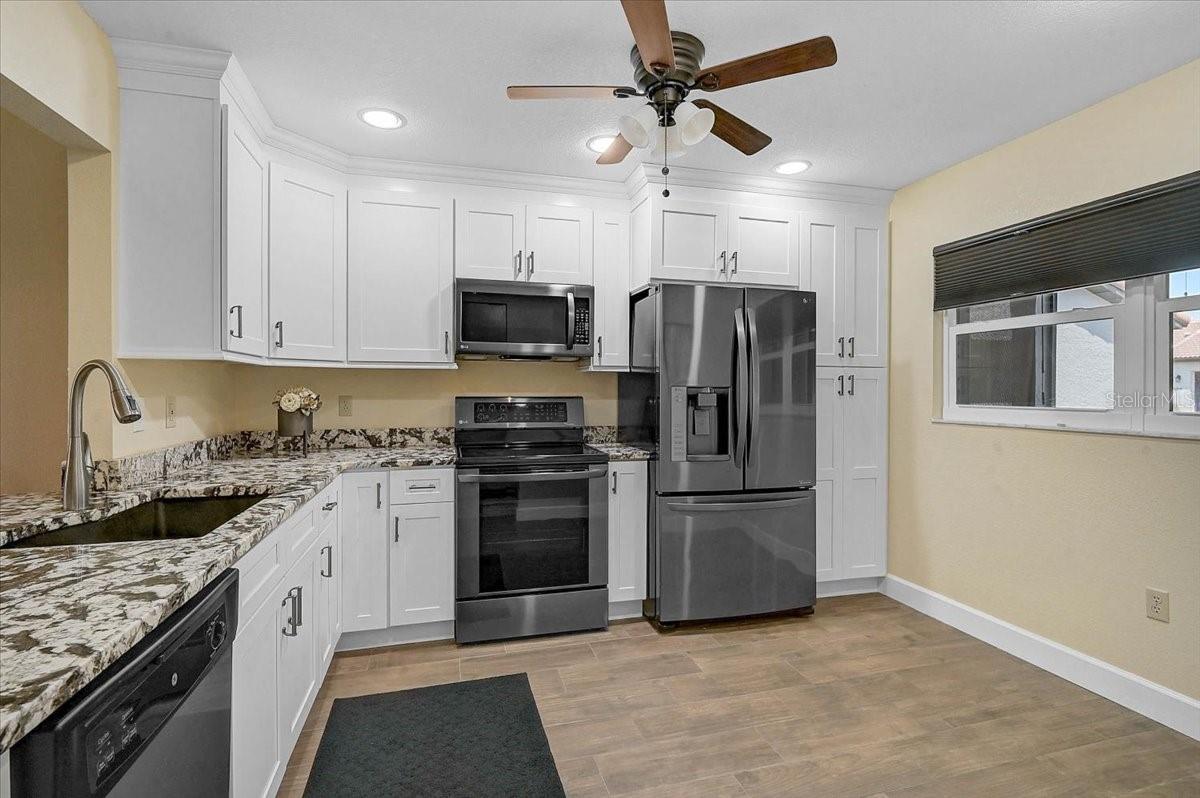 892 COUNTRY CLUB CIR #50, VENICE, FL, 34293