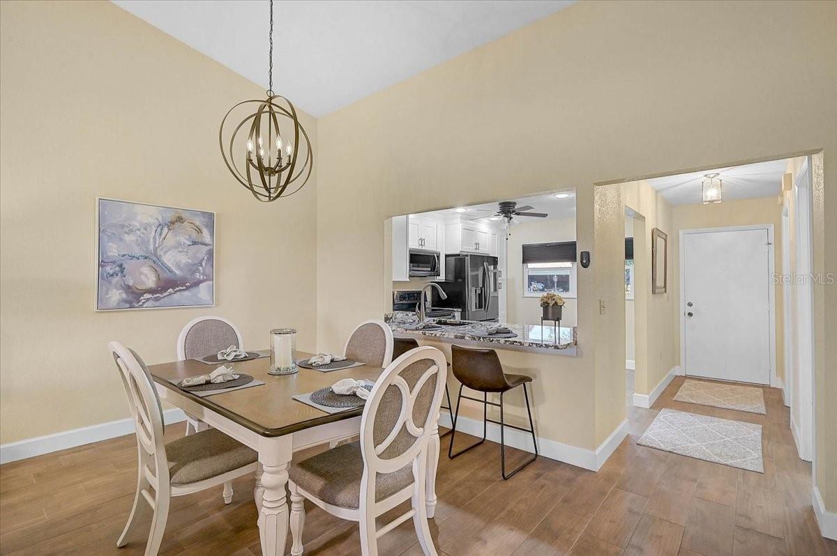 892 COUNTRY CLUB CIR #50, VENICE, FL, 34293