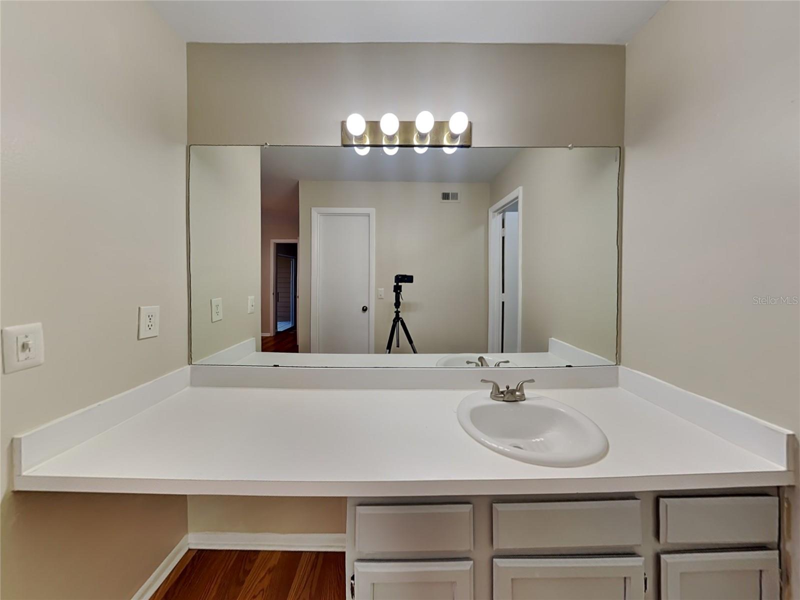 490 N PIN OAK PL #208, LONGWOOD, FL, 32779