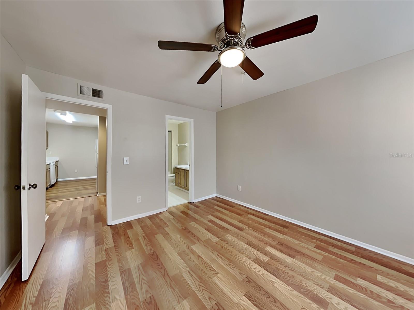 490 N PIN OAK PL #208, LONGWOOD, FL, 32779