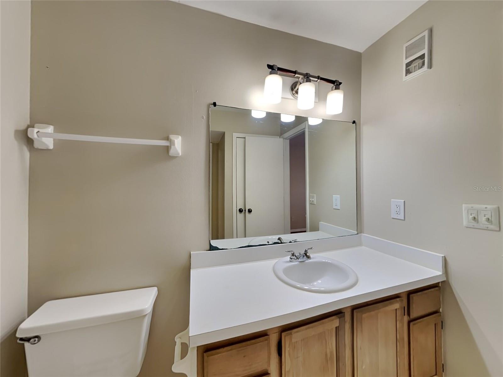 490 N PIN OAK PL #208, LONGWOOD, FL, 32779