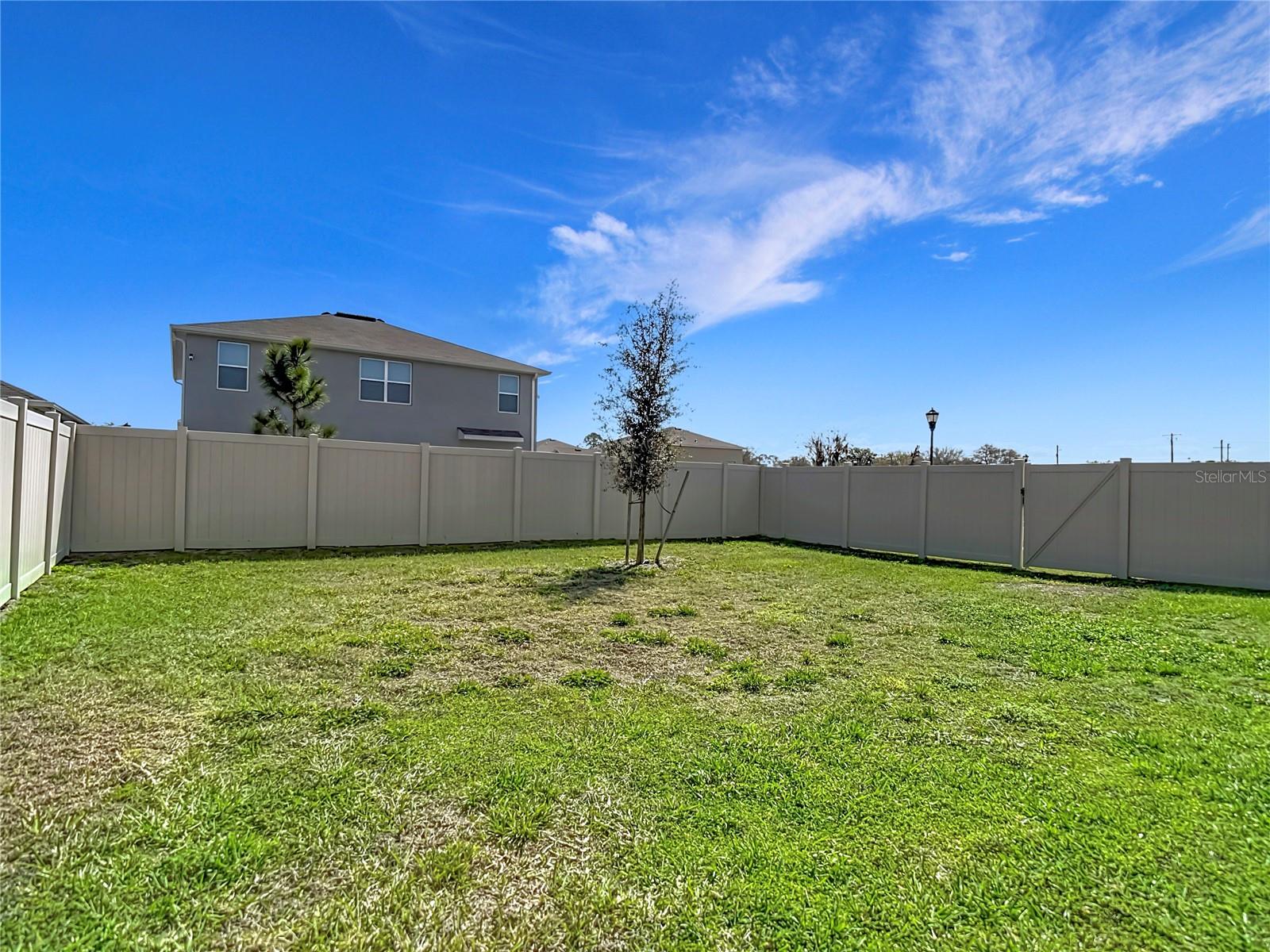 9201 SAPPHIRE CREEK PL, TEMPLE TERRACE, FL, 33637