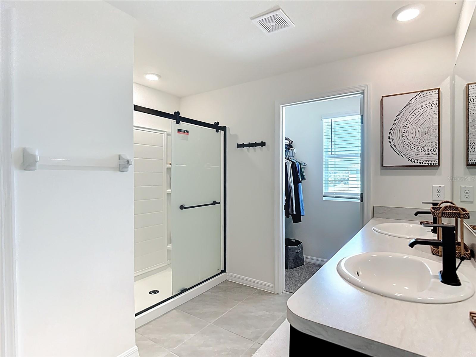 9201 SAPPHIRE CREEK PL, TEMPLE TERRACE, FL, 33637