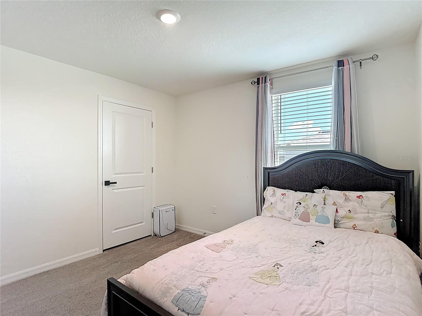 9201 SAPPHIRE CREEK PL, TEMPLE TERRACE, FL, 33637