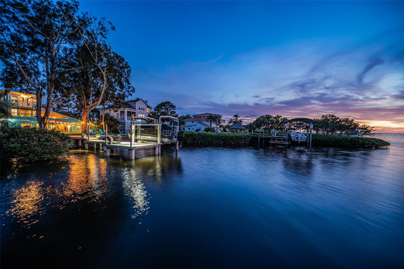 1626 SEA BREEZE DR, TARPON SPRINGS, FL, 34689