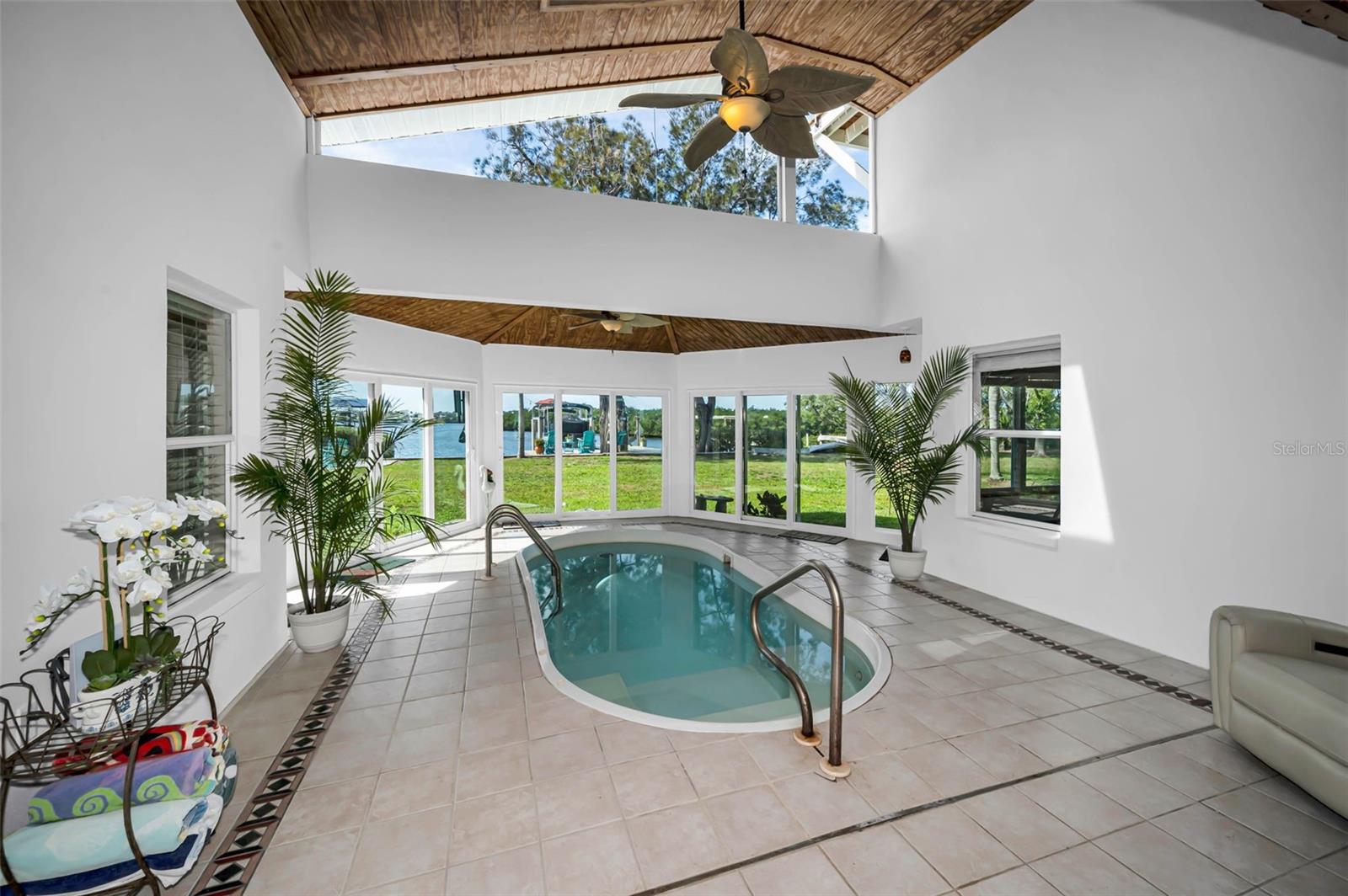 1626 SEA BREEZE DR, TARPON SPRINGS, FL, 34689