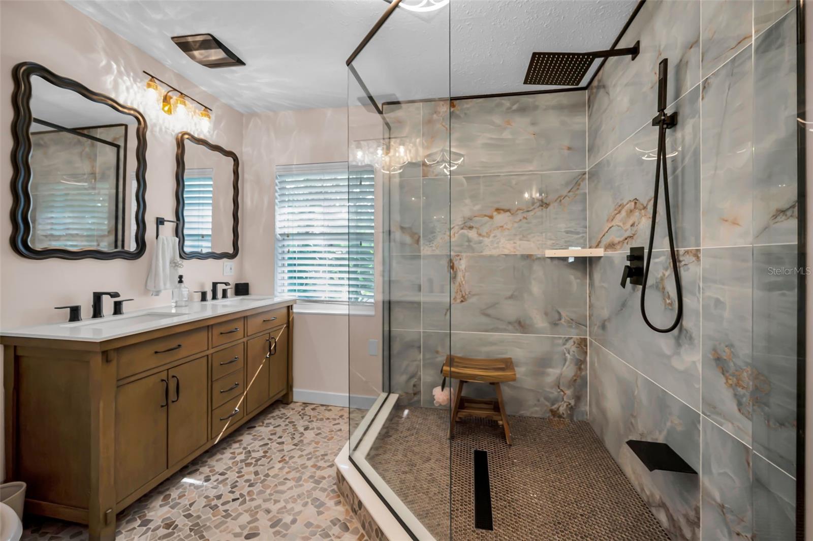 1626 SEA BREEZE DR, TARPON SPRINGS, FL, 34689