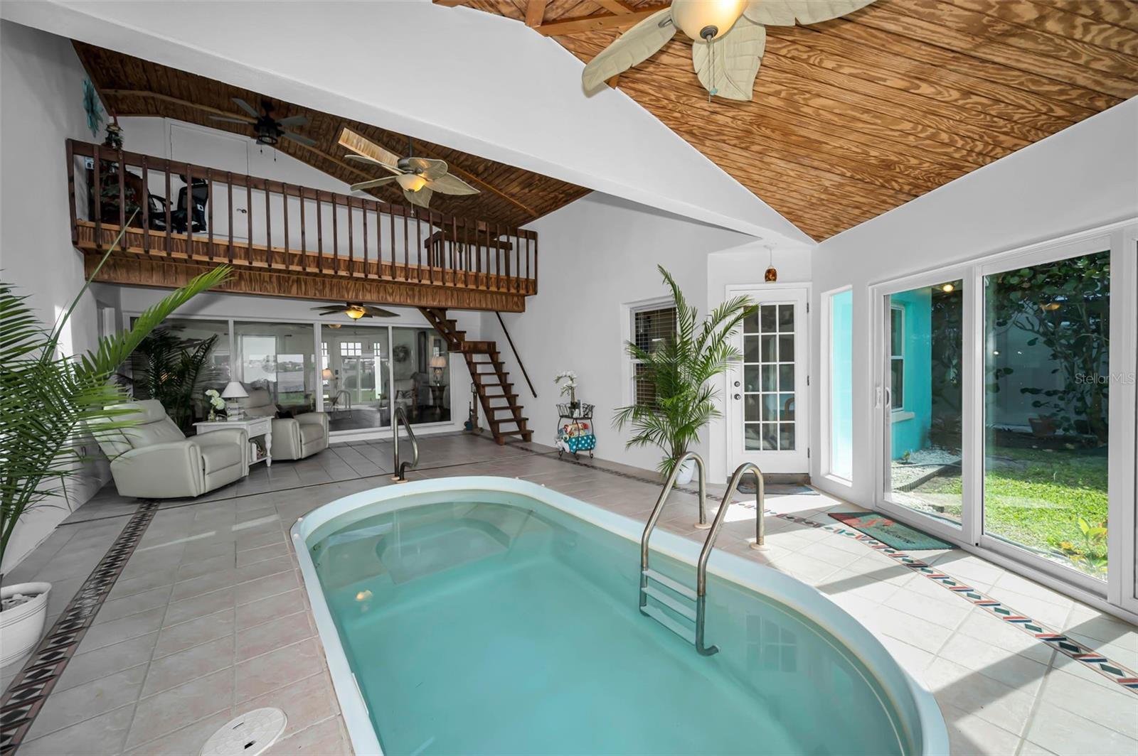 1626 SEA BREEZE DR, TARPON SPRINGS, FL, 34689