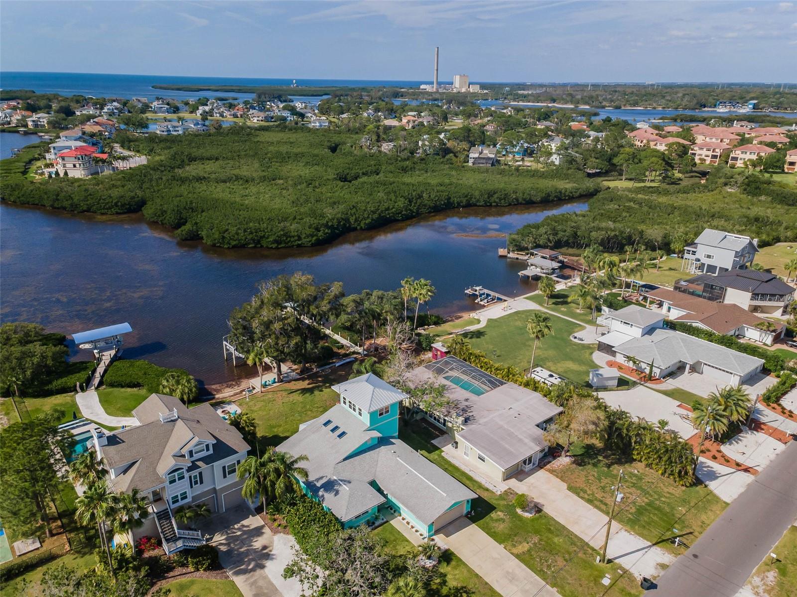 1626 SEA BREEZE DR, TARPON SPRINGS, FL, 34689