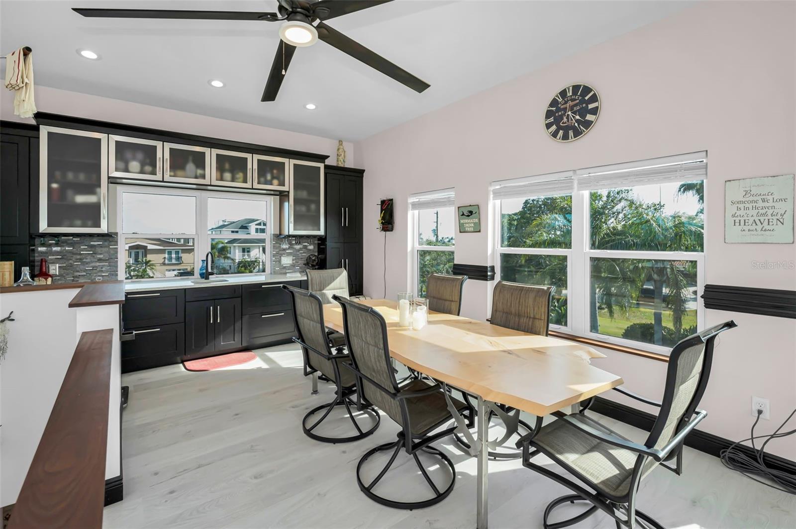 1626 SEA BREEZE DR, TARPON SPRINGS, FL, 34689