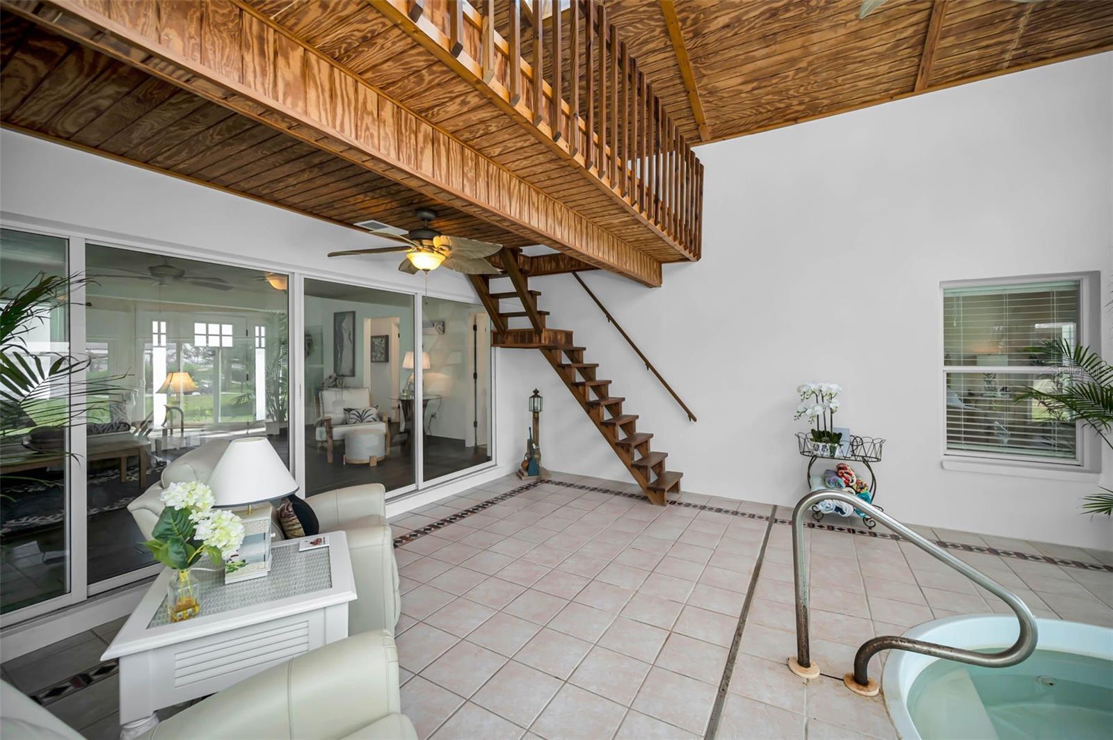 1626 SEA BREEZE DR, TARPON SPRINGS, FL, 34689