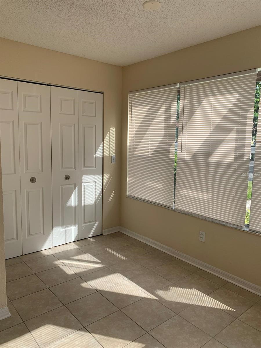 5112 CONROY RD #14, ORLANDO, FL, 32811