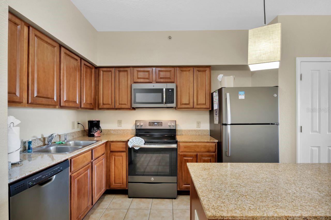 12538 FLORIDAYS RESORT DR #102C, ORLANDO, FL, 32821