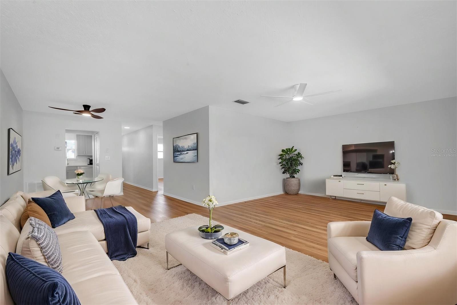 VIRTUALLY STAGED LIVING ROOM