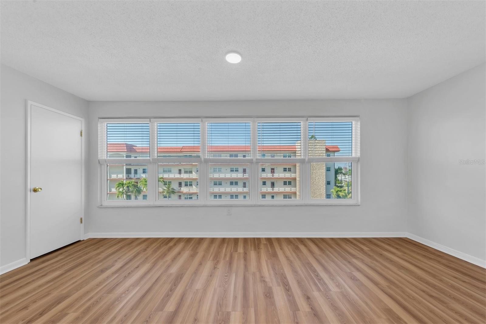 PLENTY OF NATURAL LIGHT