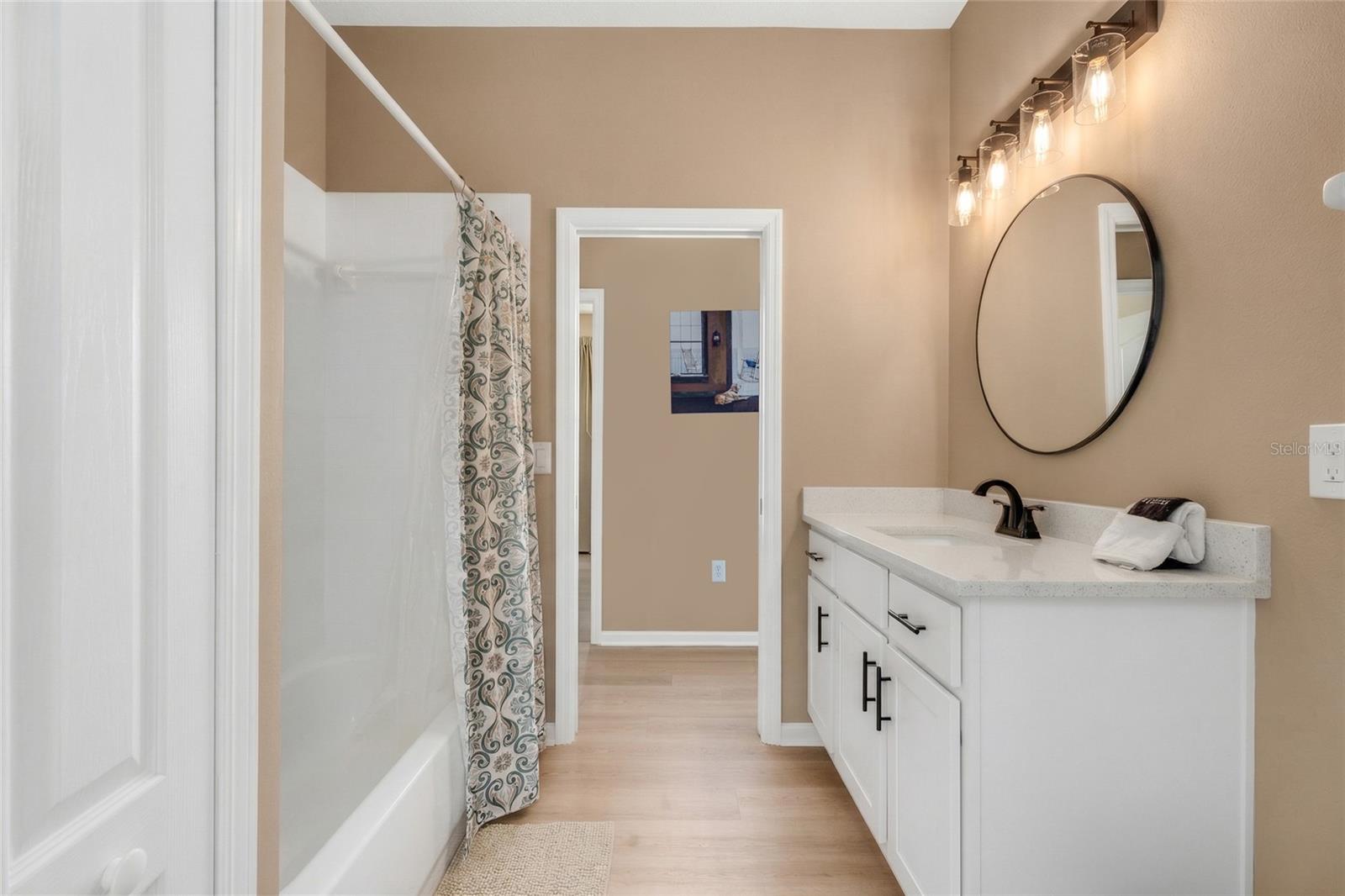 31 E DIAMOND DR, PALM COAST, FL, 32164