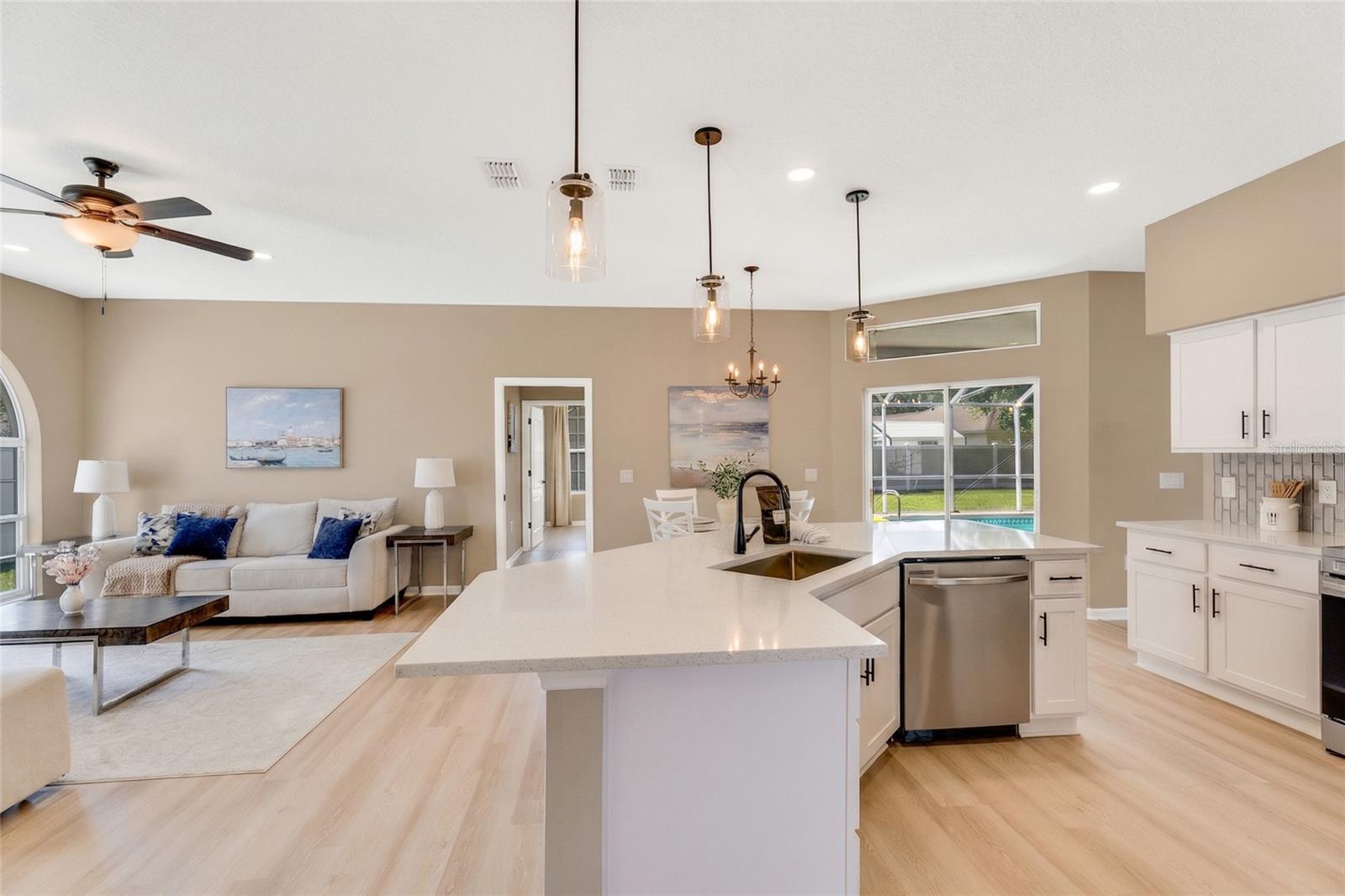 31 E DIAMOND DR, PALM COAST, FL, 32164