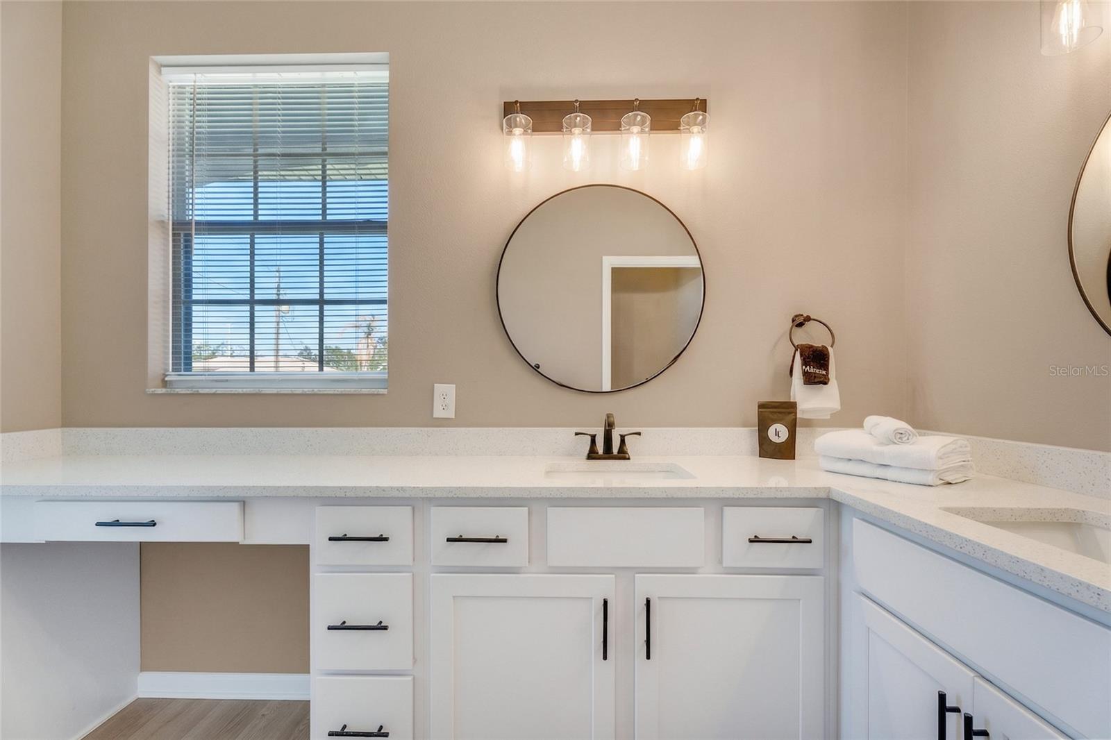 31 E DIAMOND DR, PALM COAST, FL, 32164