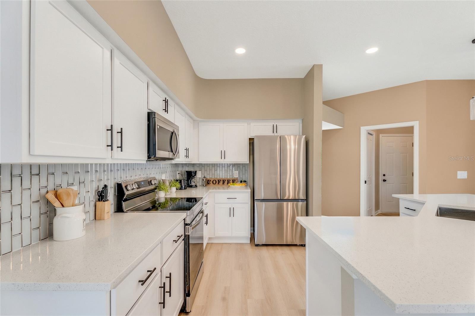 31 E DIAMOND DR, PALM COAST, FL, 32164