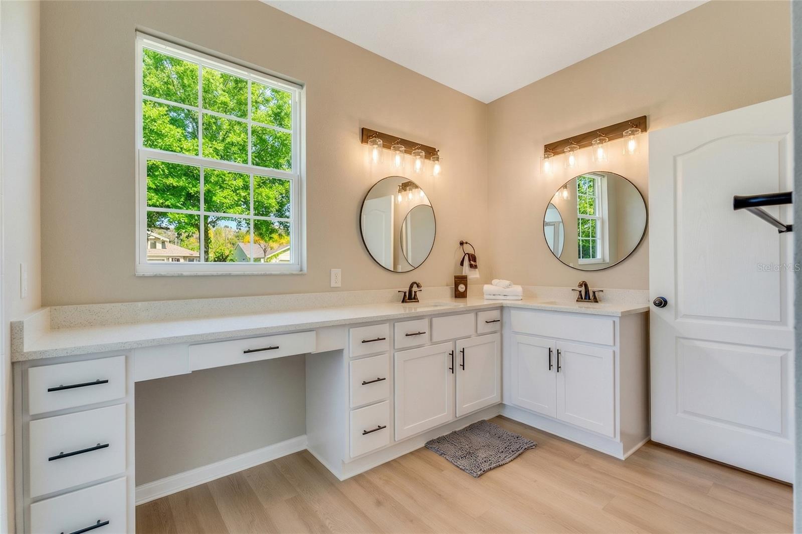 31 E DIAMOND DR, PALM COAST, FL, 32164