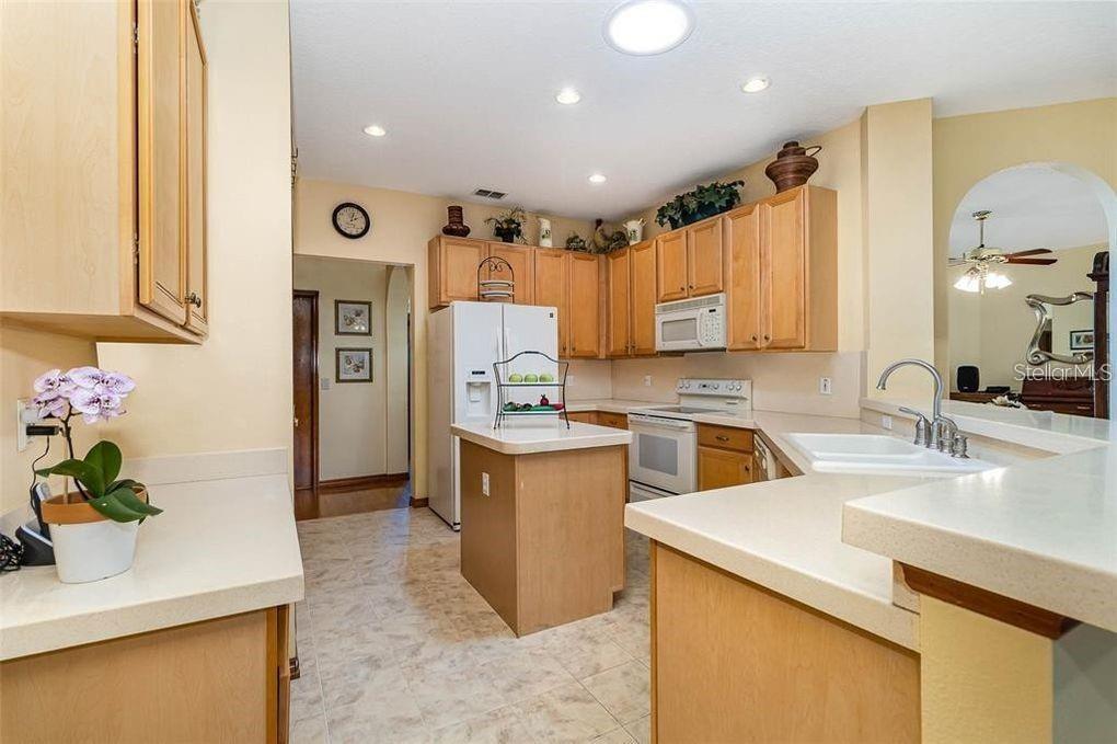 10001 HIGHLAND WOODS CT, ORLANDO, FL, 32836