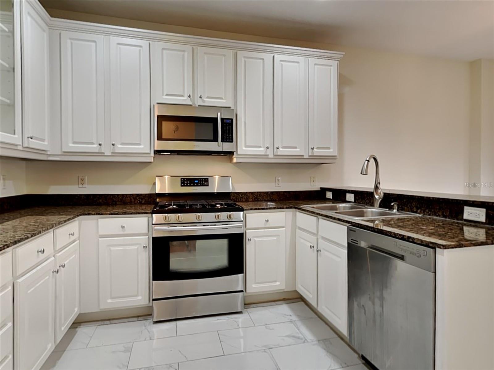 3315 W DE LEON ST #6, TAMPA, FL, 33609