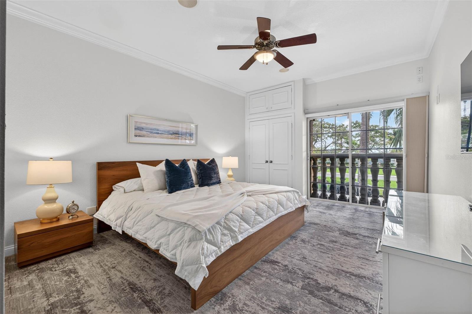 922 N SHORE DR NE, ST PETERSBURG, FL, 33701