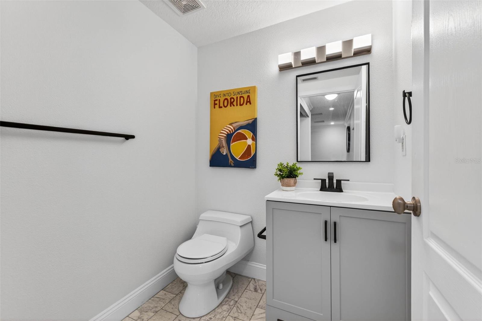 922 N SHORE DR NE, ST PETERSBURG, FL, 33701