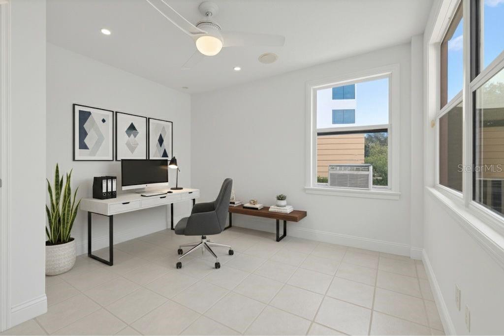 922 N SHORE DR NE, ST PETERSBURG, FL, 33701