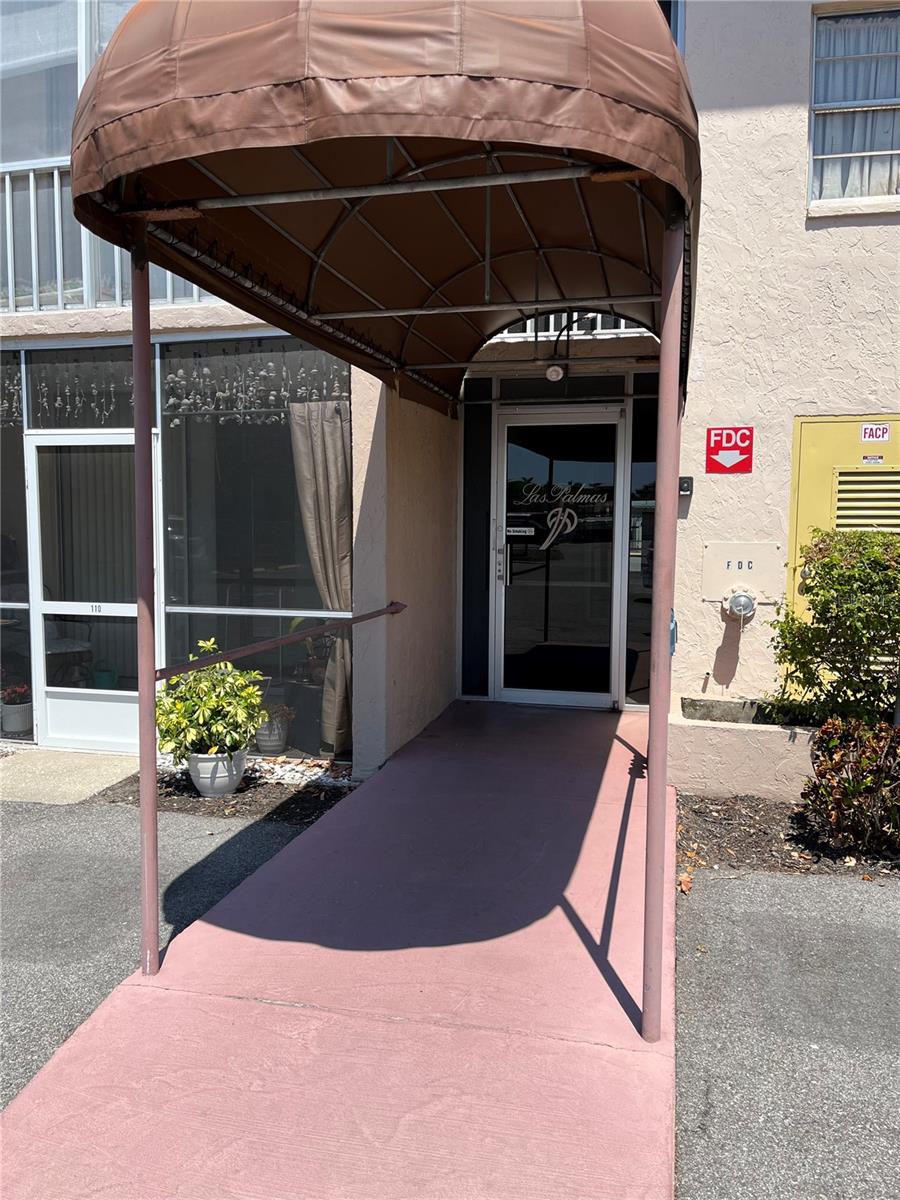 519 ALBEE FARM RD #303, VENICE, FL, 34285