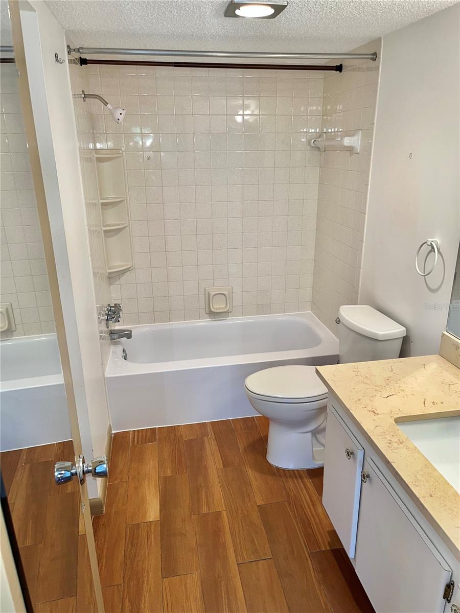 519 ALBEE FARM RD #303, VENICE, FL, 34285