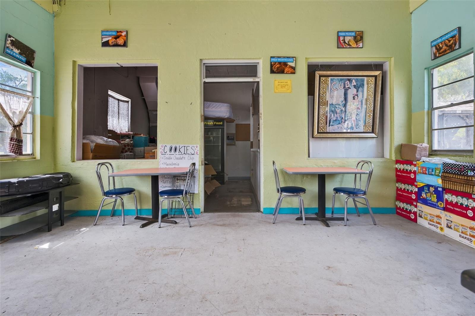 800 S US 301, SUMTERVILLE, FL, 33585
